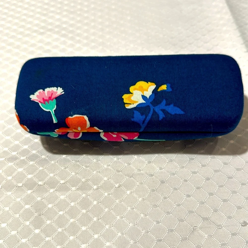 NEW! Kids Size 49-15-125 Santiago Floral Navy, Vera Bradley. NEVER WORN!